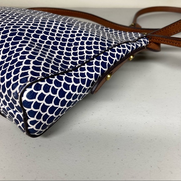 Fossil Bags Fossil Geometric Print Pebble Grain Faux Leather